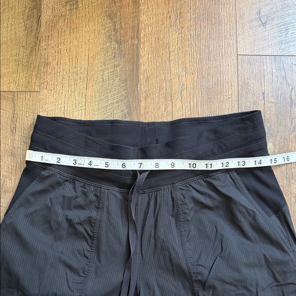 lululemon athletica Black Joggers - Picture 5 of 9